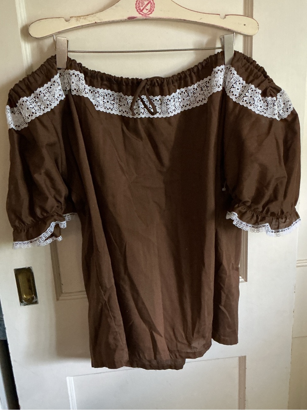 Brown Off-Shoulder Lace-Trim Blouse VINTAGE